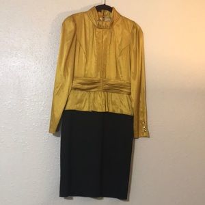 Burberry long sleeve gold and black fully lined dress with back zipper. NWOT